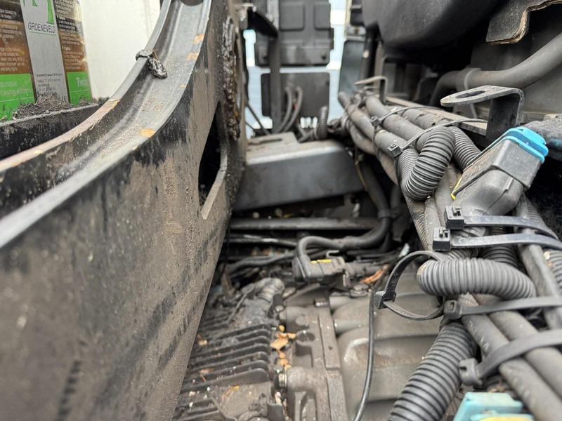 DAF CF410 FAQ HMF 2620, Unfall - Damaged. - Φορτηγό με γερανό: φωτογραφία 4 DAF CF410 FAQ HMF 2620, Unfall - Damaged. - Φορτηγό με γερανό: φωτογραφία 4