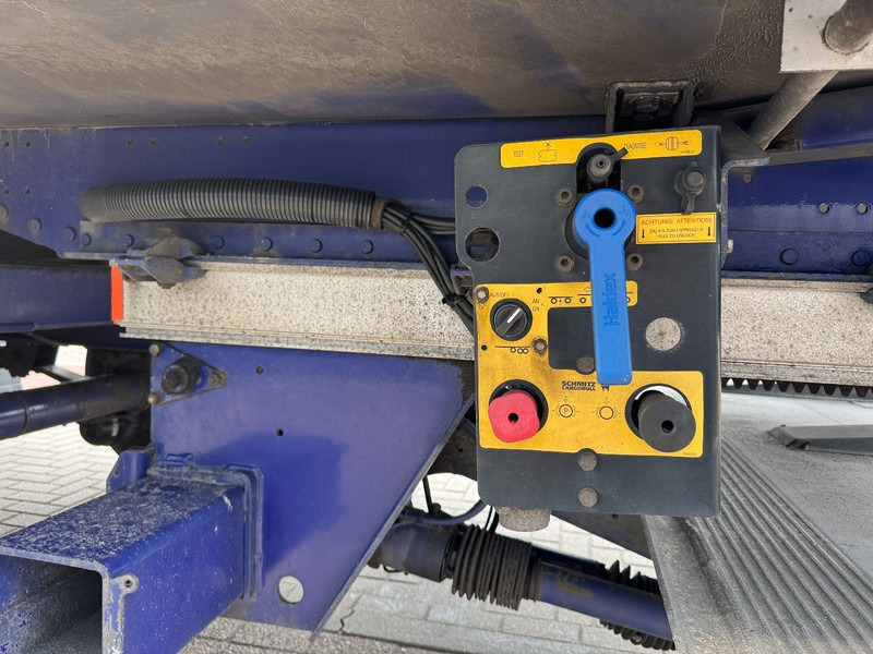 Επικαθήμενο ψυγείο Schmitz Cargobull SCB*S3B Lift- & Steeraxle, Thermo-King SMX, Taillift 2.0 Ton: φωτογραφία 20 Επικαθήμενο ψυγείο Schmitz Cargobull SCB*S3B Lift- & Steeraxle, Thermo-King SMX, Taillift 2.0 Ton: φωτογραφία 20