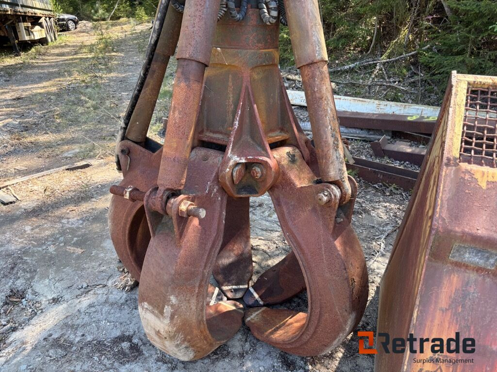 2 stk Fuchs Grabb, følger med en dele grabb også - Εξοπλισμού κατασκευών: φωτογραφία 2 2 stk Fuchs Grabb, følger med en dele grabb også - Εξοπλισμού κατασκευών: φωτογραφία 2