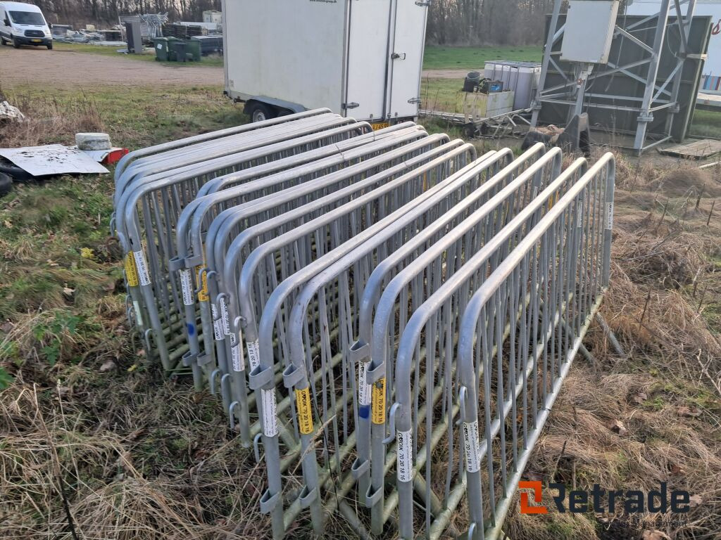 23 stk Afspærring/Cykelhegn 2.3 m - Εξοπλισμού κατασκευών: φωτογραφία 4 23 stk Afspærring/Cykelhegn 2.3 m - Εξοπλισμού κατασκευών: φωτογραφία 4