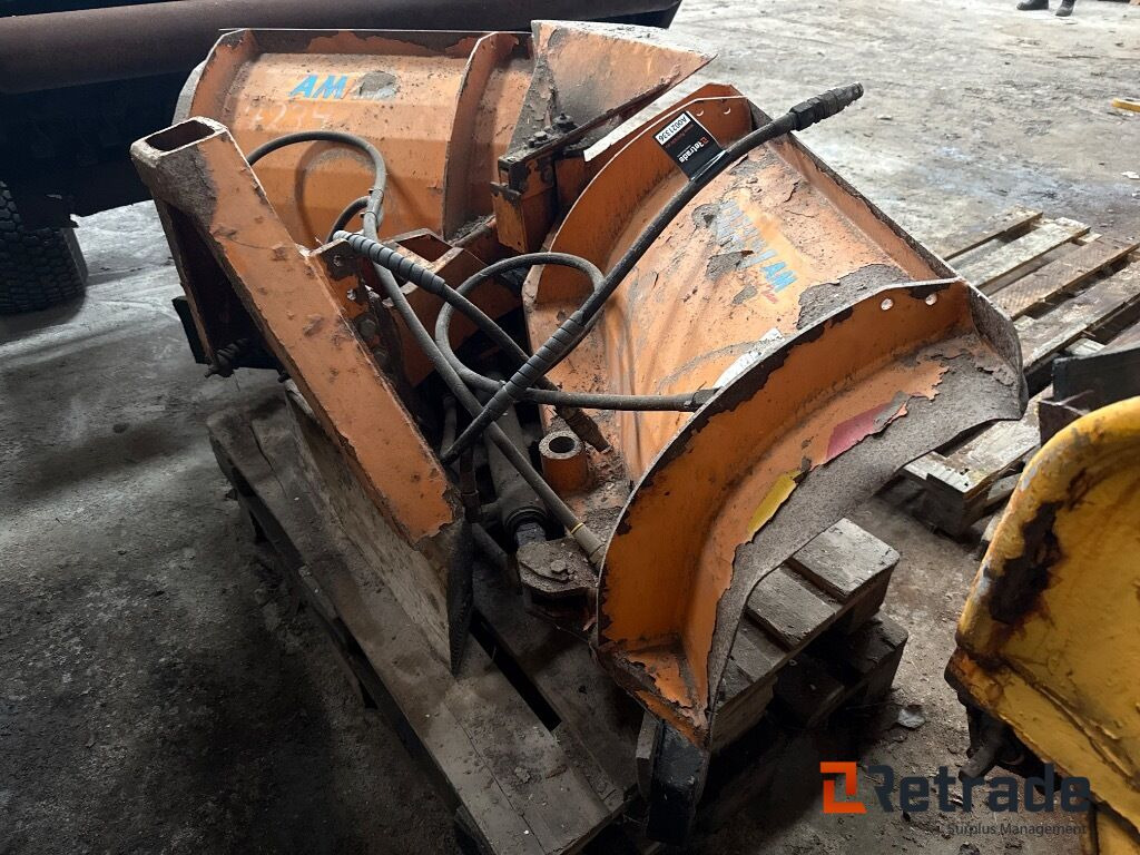 AM/HWH V-sneplov med 2 * 90 cm / Snowplow - Εξοπλισμού κατασκευών: φωτογραφία 1 AM/HWH V-sneplov med 2 * 90 cm / Snowplow - Εξοπλισμού κατασκευών: φωτογραφία 1