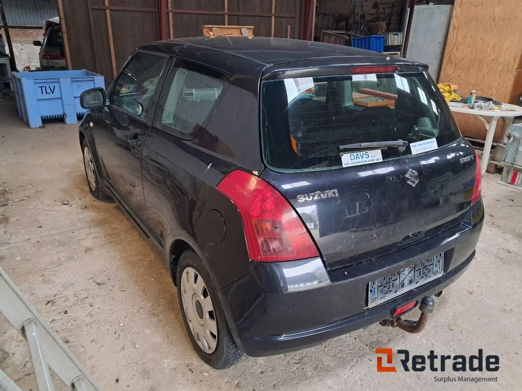 Bil Suzuki Swift 1,3 A/mt - Αυτοκίνητο: φωτογραφία 4 Bil Suzuki Swift 1,3 A/mt - Αυτοκίνητο: φωτογραφία 4