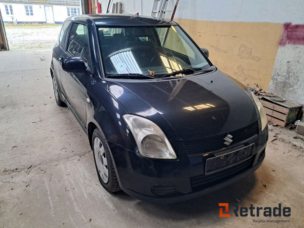 Bil Suzuki Swift 1,3 A/mt - Αυτοκίνητο: φωτογραφία 2 Bil Suzuki Swift 1,3 A/mt - Αυτοκίνητο: φωτογραφία 2