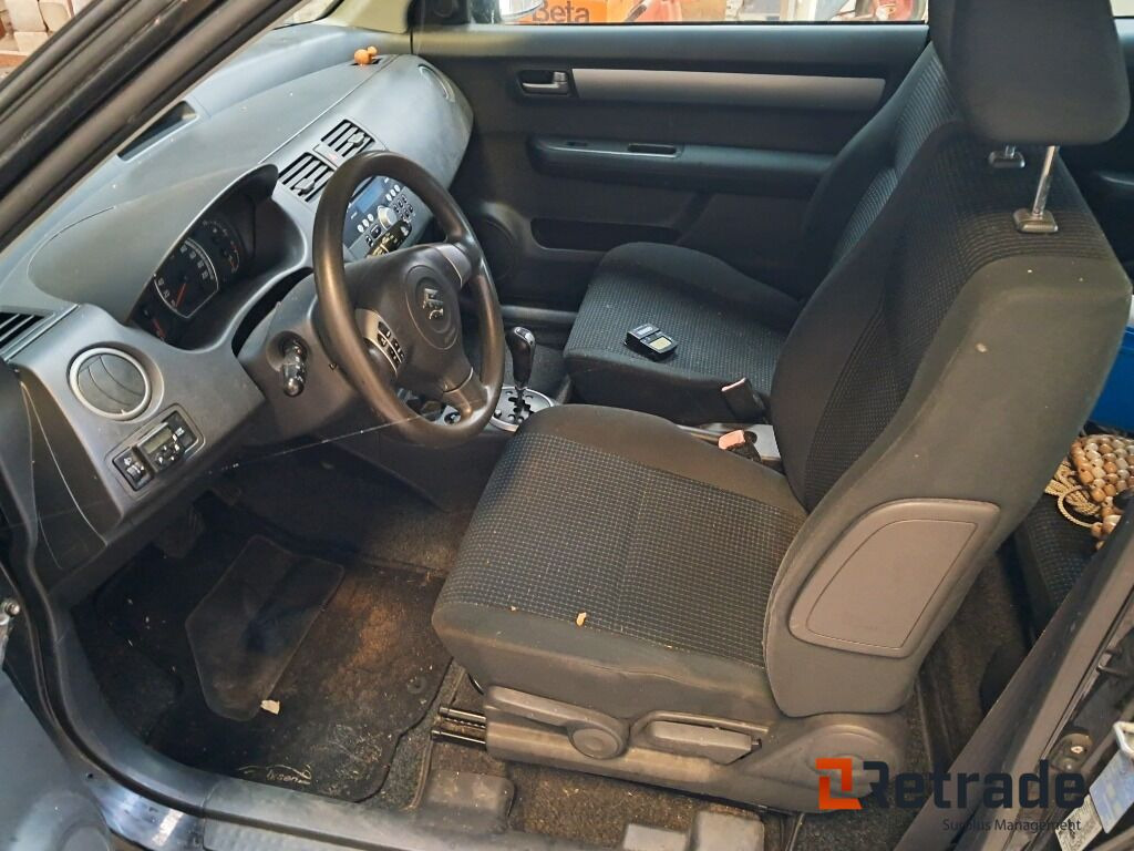 Bil Suzuki Swift 1,3 A/mt - Αυτοκίνητο: φωτογραφία 5 Bil Suzuki Swift 1,3 A/mt - Αυτοκίνητο: φωτογραφία 5