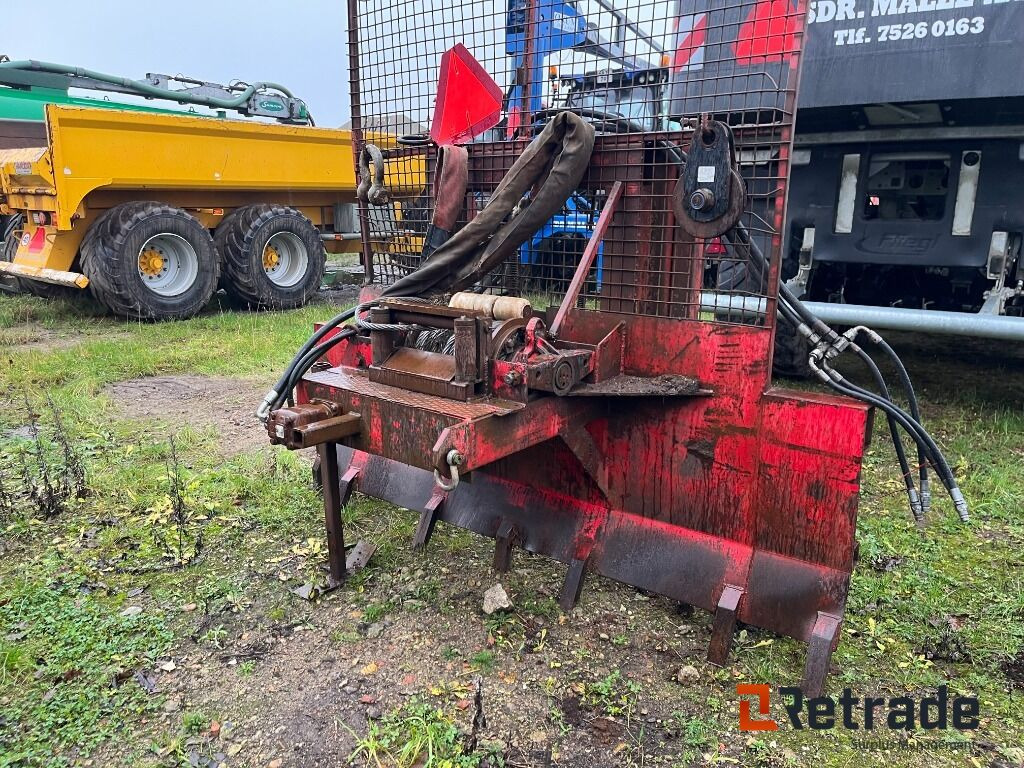 Forskelligt udstyr Kraftig skovspil Hydraulik - Βίντσι: φωτογραφία 3 Forskelligt udstyr Kraftig skovspil Hydraulik - Βίντσι: φωτογραφία 3