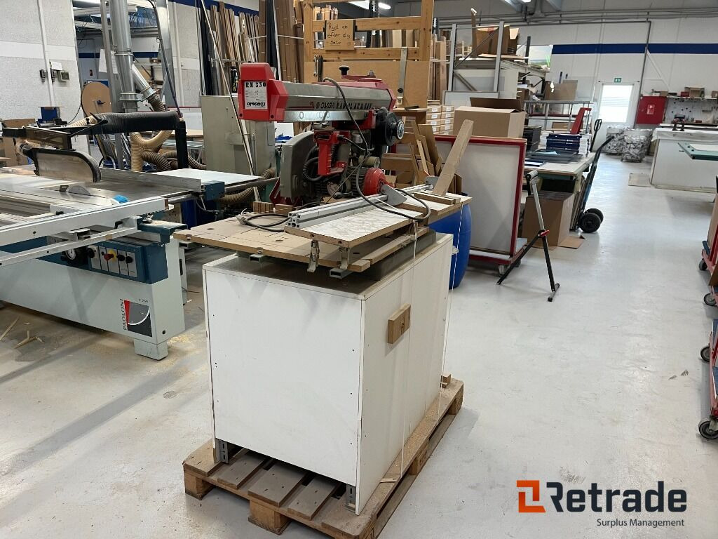 Industrimaskiner OMGA Radial Arm Sav RN 350 Ø 300 Afkorter sav - Βιομηχανικός εξοπλισμός: φωτογραφία 1 Industrimaskiner OMGA Radial Arm Sav RN 350 Ø 300 Afkorter sav - Βιομηχανικός εξοπλισμός: φωτογραφία 1