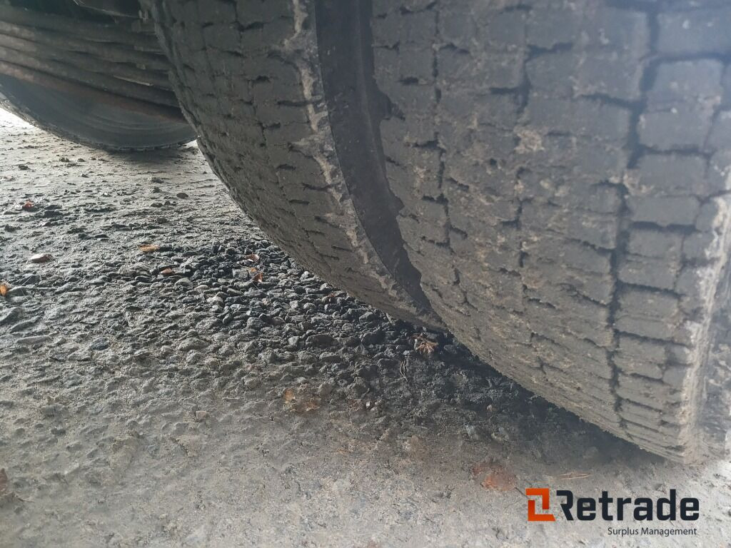 Φορτηγό φόρτωσης γάντζου, Φορτηγό με γερανό Lastväxlare plogutrustad med underbett Volvo FM 12 , Full parabel: φωτογραφία 44 Φορτηγό φόρτωσης γάντζου, Φορτηγό με γερανό Lastväxlare plogutrustad med underbett Volvo FM 12 , Full parabel: φωτογραφία 44