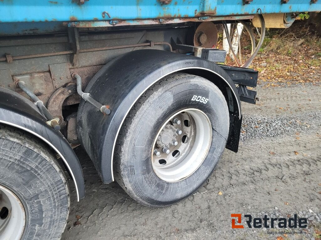 Φορτηγό φόρτωσης γάντζου, Φορτηγό με γερανό Lastväxlare plogutrustad med underbett Volvo FM 12 , Full parabel: φωτογραφία 31 Φορτηγό φόρτωσης γάντζου, Φορτηγό με γερανό Lastväxlare plogutrustad med underbett Volvo FM 12 , Full parabel: φωτογραφία 31