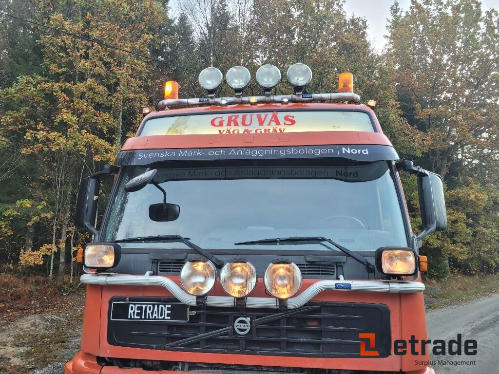 Φορτηγό φόρτωσης γάντζου, Φορτηγό με γερανό Lastväxlare plogutrustad med underbett Volvo FM 12 , Full parabel: φωτογραφία 6 Φορτηγό φόρτωσης γάντζου, Φορτηγό με γερανό Lastväxlare plogutrustad med underbett Volvo FM 12 , Full parabel: φωτογραφία 6