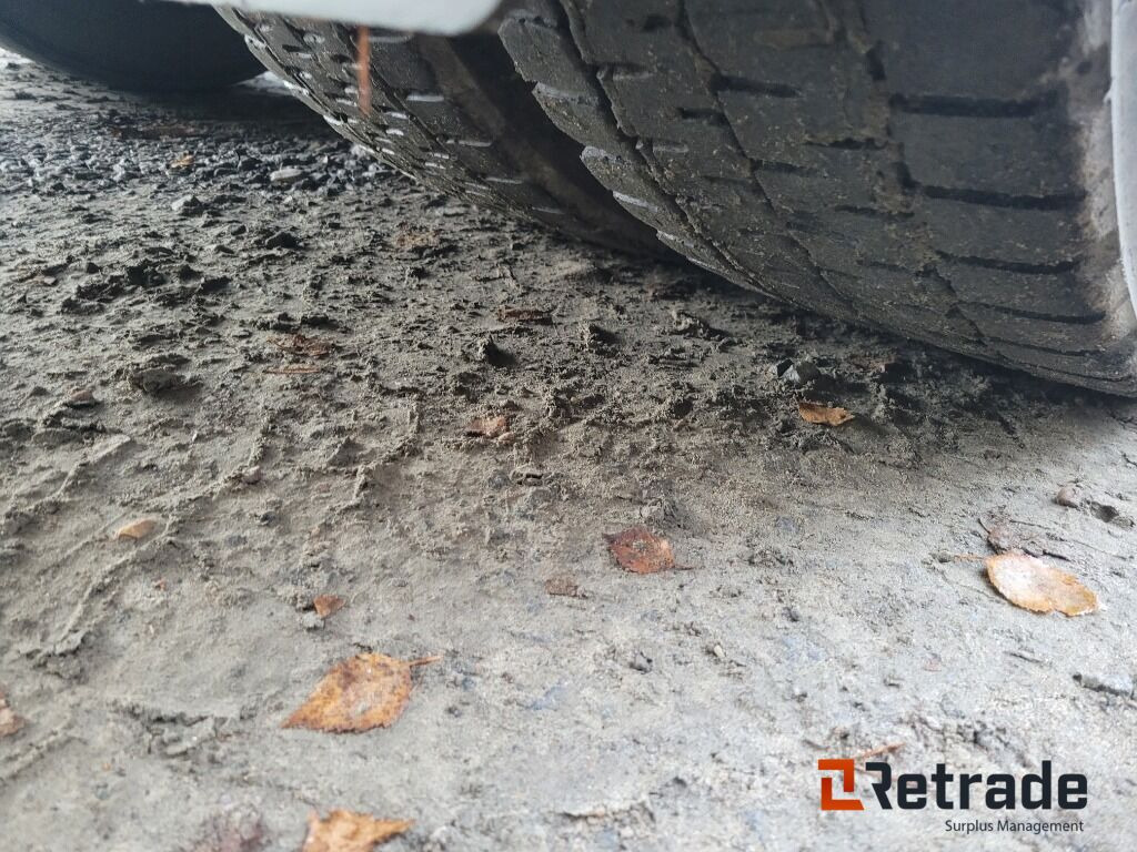 Φορτηγό φόρτωσης γάντζου, Φορτηγό με γερανό Lastväxlare plogutrustad med underbett Volvo FM 12 , Full parabel: φωτογραφία 42 Φορτηγό φόρτωσης γάντζου, Φορτηγό με γερανό Lastväxlare plogutrustad med underbett Volvo FM 12 , Full parabel: φωτογραφία 42