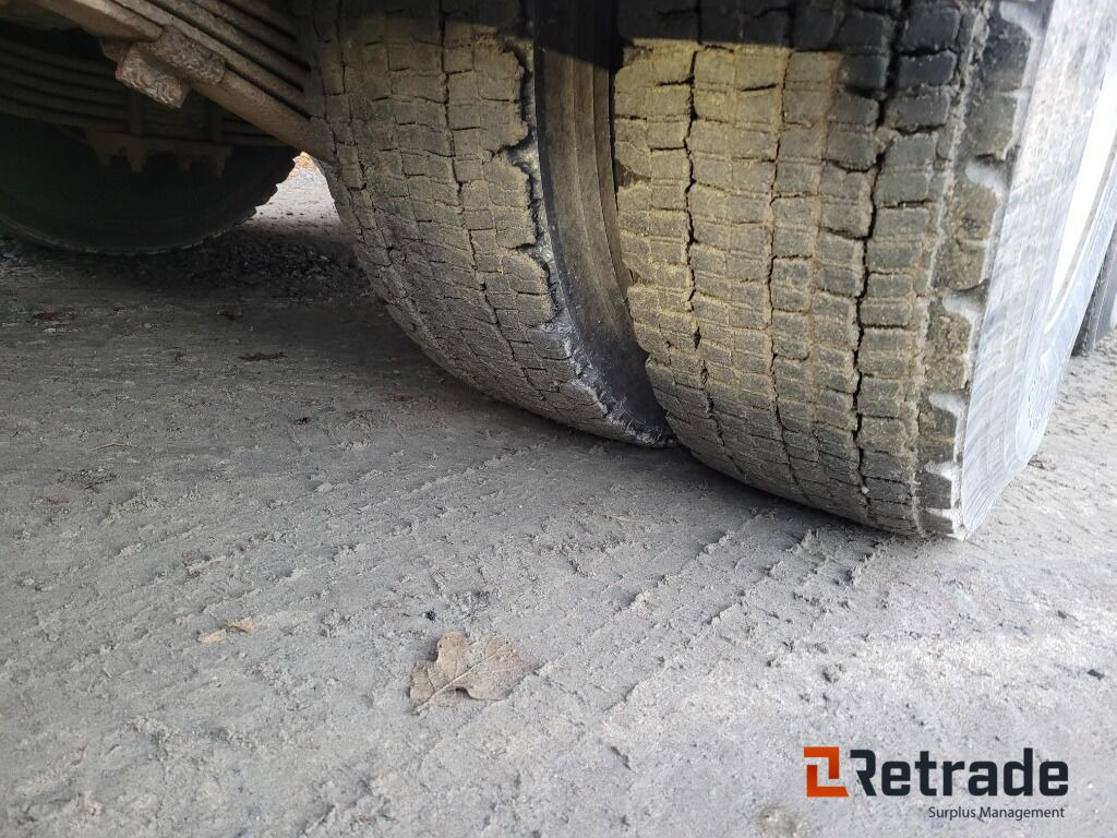 Φορτηγό φόρτωσης γάντζου, Φορτηγό με γερανό Lastväxlare plogutrustad med underbett Volvo FM 12 , Full parabel: φωτογραφία 27 Φορτηγό φόρτωσης γάντζου, Φορτηγό με γερανό Lastväxlare plogutrustad med underbett Volvo FM 12 , Full parabel: φωτογραφία 27