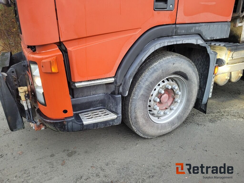 Φορτηγό φόρτωσης γάντζου, Φορτηγό με γερανό Lastväxlare plogutrustad med underbett Volvo FM 12 , Full parabel: φωτογραφία 11 Φορτηγό φόρτωσης γάντζου, Φορτηγό με γερανό Lastväxlare plogutrustad med underbett Volvo FM 12 , Full parabel: φωτογραφία 11