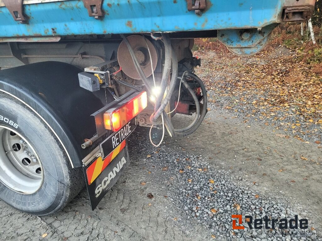 Φορτηγό φόρτωσης γάντζου, Φορτηγό με γερανό Lastväxlare plogutrustad med underbett Volvo FM 12 , Full parabel: φωτογραφία 33 Φορτηγό φόρτωσης γάντζου, Φορτηγό με γερανό Lastväxlare plogutrustad med underbett Volvo FM 12 , Full parabel: φωτογραφία 33