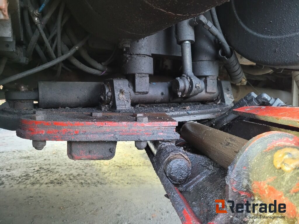 Φορτηγό φόρτωσης γάντζου, Φορτηγό με γερανό Lastväxlare plogutrustad med underbett Volvo FM 12 , Full parabel: φωτογραφία 21 Φορτηγό φόρτωσης γάντζου, Φορτηγό με γερανό Lastväxlare plogutrustad med underbett Volvo FM 12 , Full parabel: φωτογραφία 21