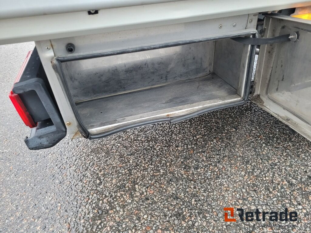 Αυτοκίνητο Lätt lastbil med flak och kran , Ford Transit 350 2.2 TDCi: φωτογραφία 28 Αυτοκίνητο Lätt lastbil med flak och kran , Ford Transit 350 2.2 TDCi: φωτογραφία 28