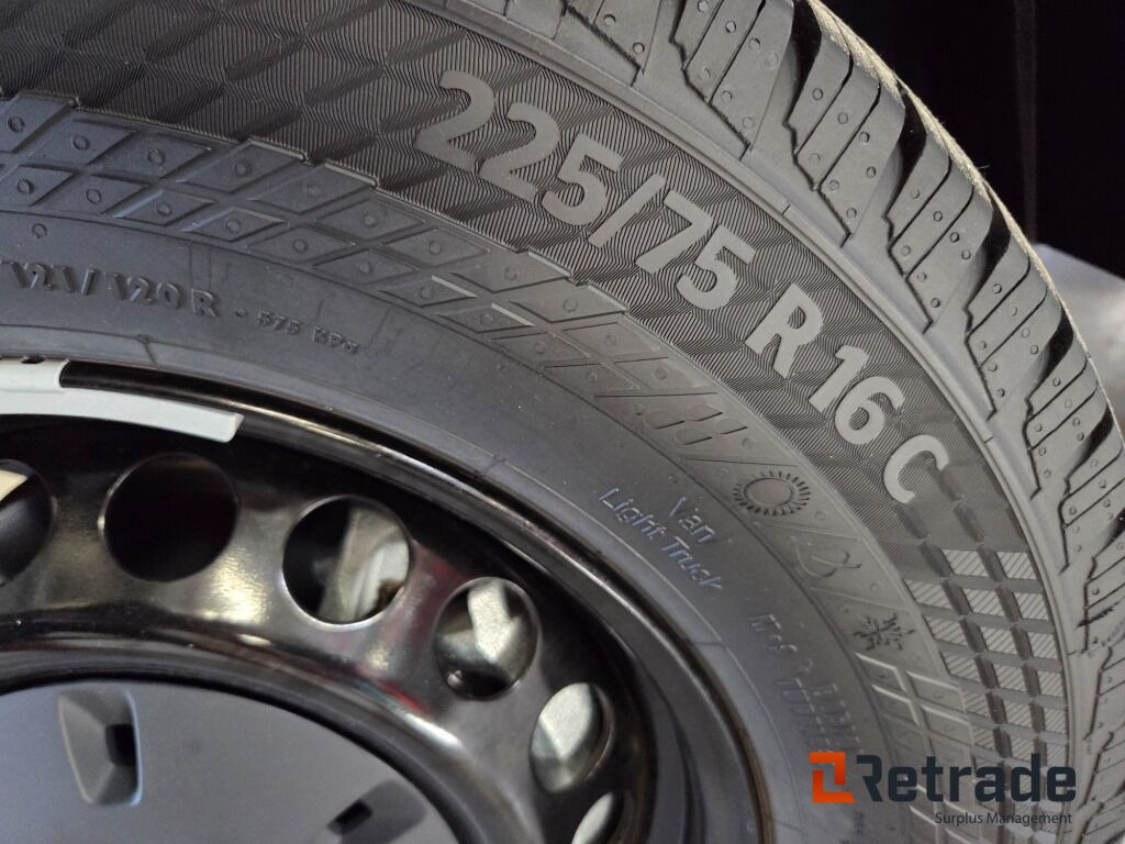 Nya hjul Mercedes Benz Sprinter - Αυτοκίνητο: φωτογραφία 3 Nya hjul Mercedes Benz Sprinter - Αυτοκίνητο: φωτογραφία 3