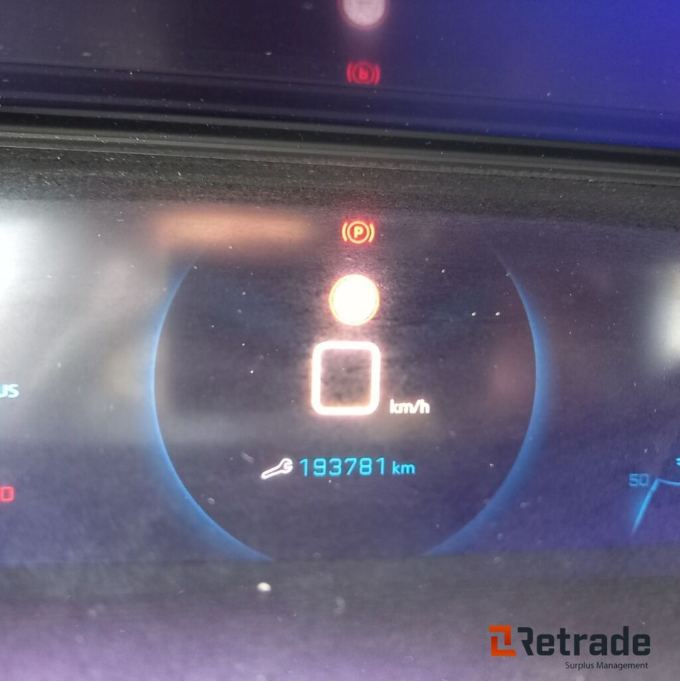 Αυτοκίνητο Peugeot 2008 SUV Blue Tdi 110: φωτογραφία 16