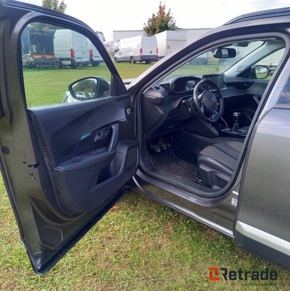 Αυτοκίνητο Peugeot 2008 SUV Blue Tdi 110: φωτογραφία 14