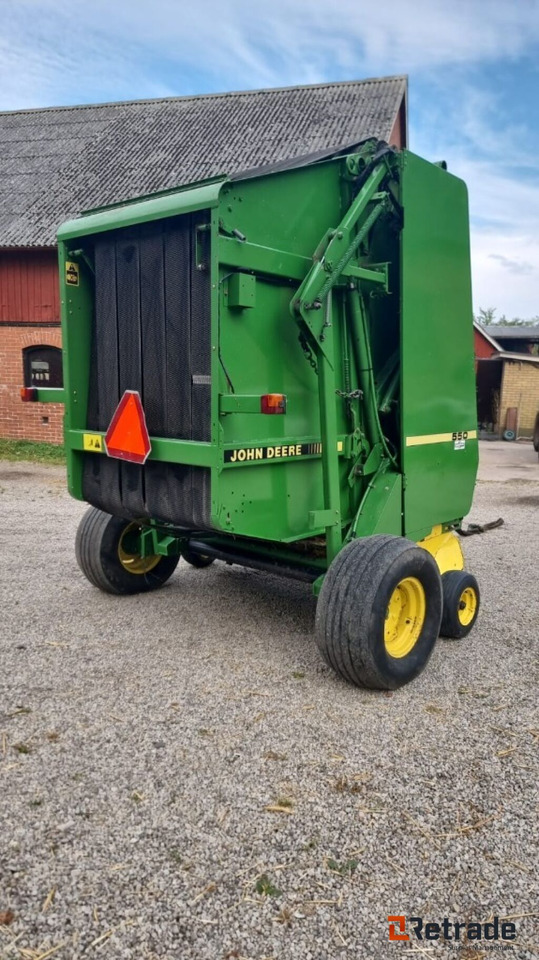 Rundbalspress John Deere 580 - Χορτοδετική μηχανή στρόγγυλης μπάλας: φωτογραφία 3 Rundbalspress John Deere 580 - Χορτοδετική μηχανή στρόγγυλης μπάλας: φωτογραφία 3