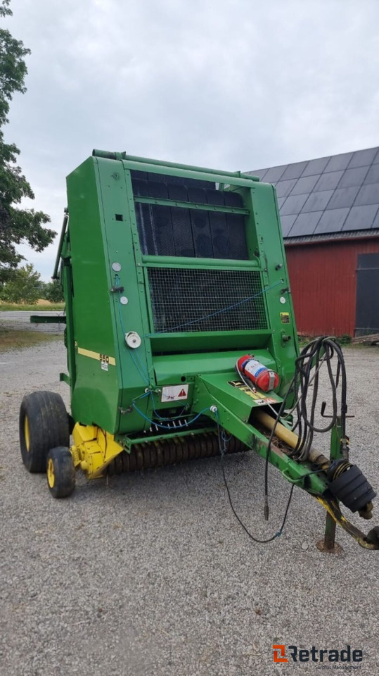 Rundbalspress John Deere 580 - Χορτοδετική μηχανή στρόγγυλης μπάλας: φωτογραφία 2 Rundbalspress John Deere 580 - Χορτοδετική μηχανή στρόγγυλης μπάλας: φωτογραφία 2