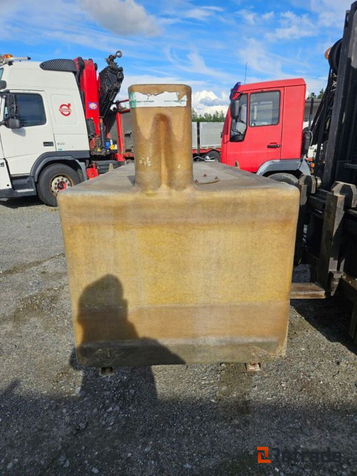 Ubrukt glassfibertank - Βιομηχανικός εξοπλισμός: φωτογραφία 5 Ubrukt glassfibertank - Βιομηχανικός εξοπλισμός: φωτογραφία 5