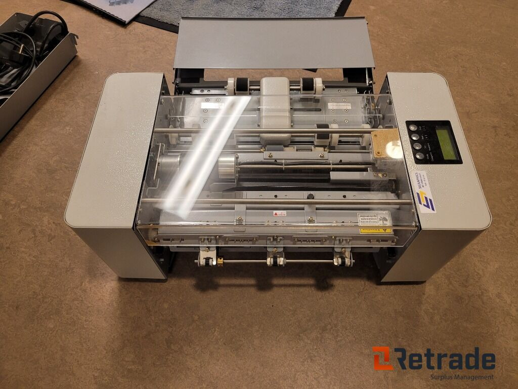 Visistkortsmaskin Card cutting maskin EASYCARD SRA3 - Βιομηχανικός εξοπλισμός: φωτογραφία 2 Visistkortsmaskin Card cutting maskin EASYCARD SRA3 - Βιομηχανικός εξοπλισμός: φωτογραφία 2