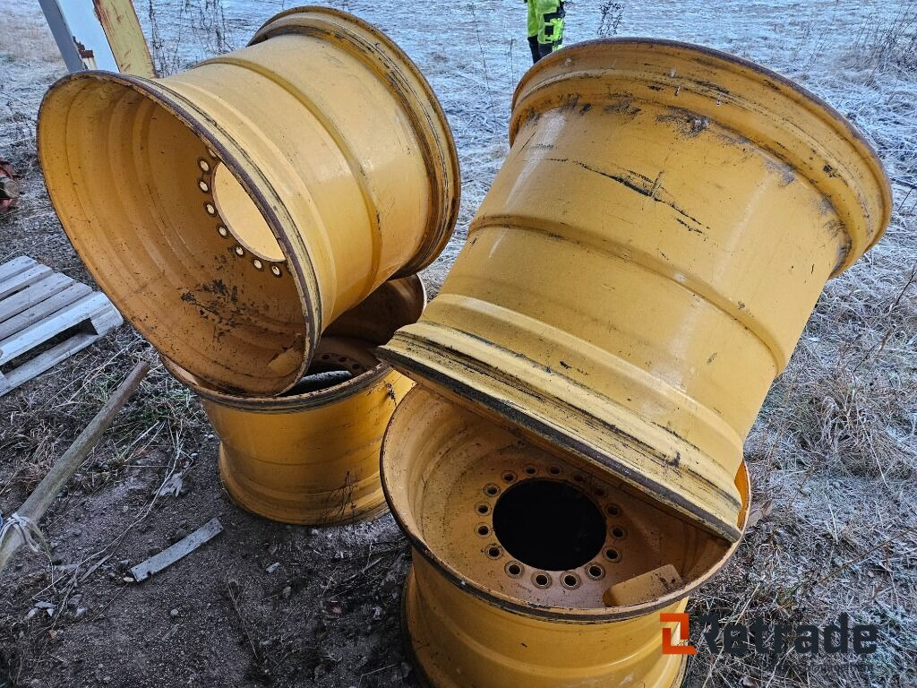 Volvo L90 23,5 fälgar extra breda - Κατασκευή μηχανήματα: φωτογραφία 3 Volvo L90 23,5 fälgar extra breda - Κατασκευή μηχανήματα: φωτογραφία 3