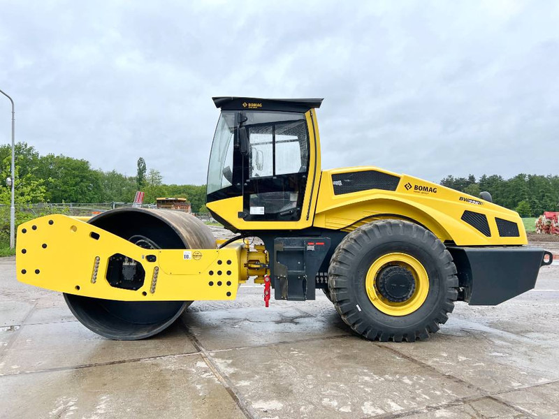 Bomag BW226-5CL - New / Unused - Οδοστρωτήρας: φωτογραφία 1 Bomag BW226-5CL - New / Unused - Οδοστρωτήρας: φωτογραφία 1