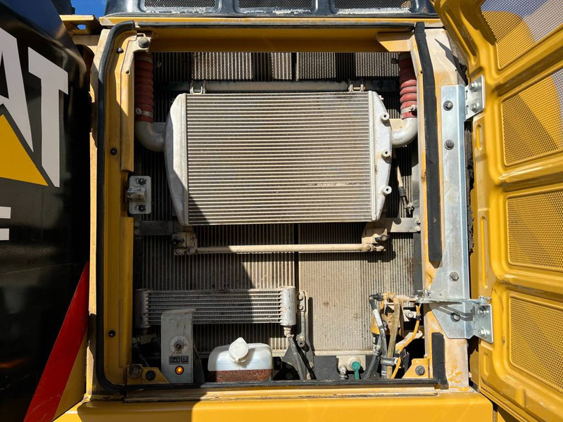 Ερπυστριοφόρος εκσκαφέας Cat 330FLN - Excellent Condition / Low Hours / CE: φωτογραφία 14