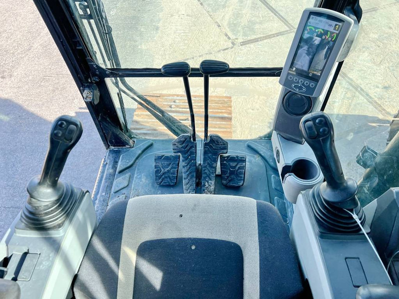 Ερπυστριοφόρος εκσκαφέας Cat 330FLN - Excellent Condition / Low Hours / CE: φωτογραφία 8