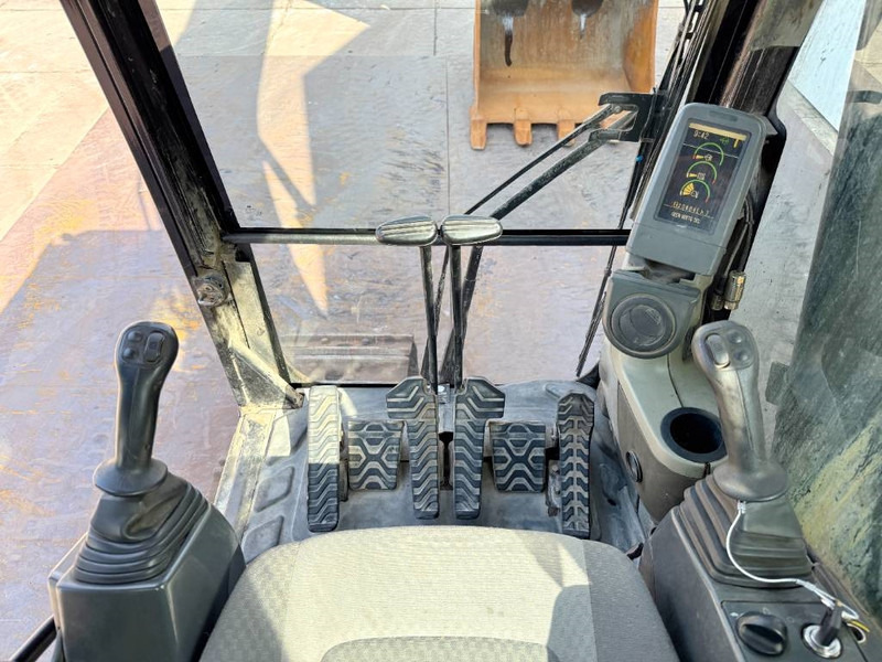 Ερπυστριοφόρος εκσκαφέας Cat 345DL - German Machine / Automatic Greasing: φωτογραφία 9 Ερπυστριοφόρος εκσκαφέας Cat 345DL - German Machine / Automatic Greasing: φωτογραφία 9