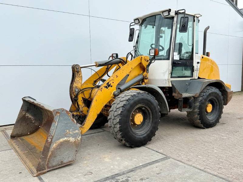 Liebherr L509 - German Machine / Automatic Greasing - Ελαστιχοφόρος φορτωτής: φωτογραφία 2 Liebherr L509 - German Machine / Automatic Greasing - Ελαστιχοφόρος φορτωτής: φωτογραφία 2