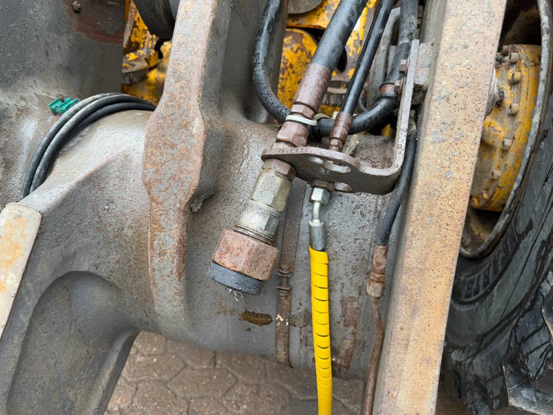Ελαστιχοφόρος φορτωτής Volvo L120G - 3rd Function / Quick Coupler / Auto Lube: φωτογραφία 14