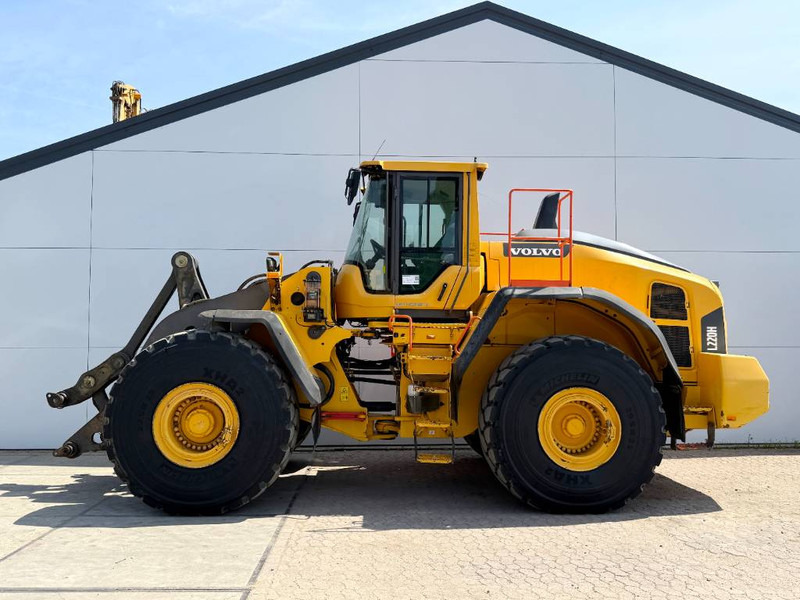 Volvo L220H - Bucket Included / 3rd Function - Ελαστιχοφόρος φορτωτής: φωτογραφία 1 Volvo L220H - Bucket Included / 3rd Function - Ελαστιχοφόρος φορτωτής: φωτογραφία 1