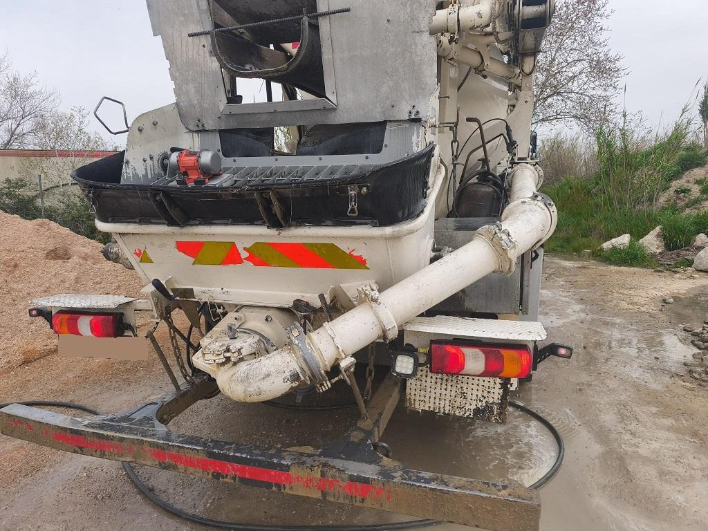 Mercedes Actros 3243 - Μπετονιέρα αντλία: φωτογραφία 5 Mercedes Actros 3243 - Μπετονιέρα αντλία: φωτογραφία 5