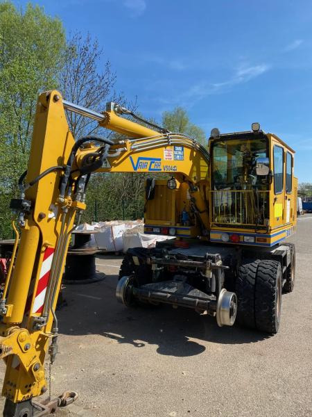 VAIA CAR V 504 - Τροχοφόρος εκσκαφέας: φωτογραφία 1 VAIA CAR V 504 - Τροχοφόρος εκσκαφέας: φωτογραφία 1