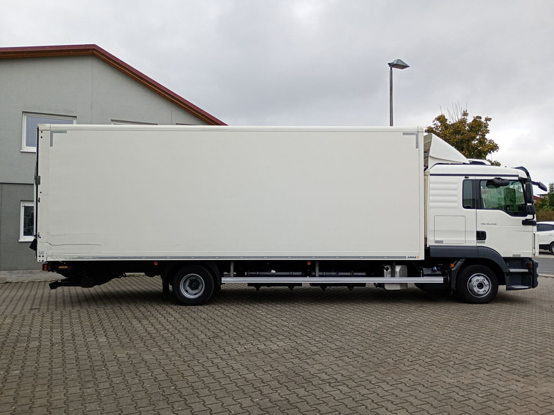 MAN 12.250 Koffer 4X2 Euro6 LBW AHK (35) - Φορτηγό κόφα: φωτογραφία 4 MAN 12.250 Koffer 4X2 Euro6 LBW AHK (35) - Φορτηγό κόφα: φωτογραφία 4