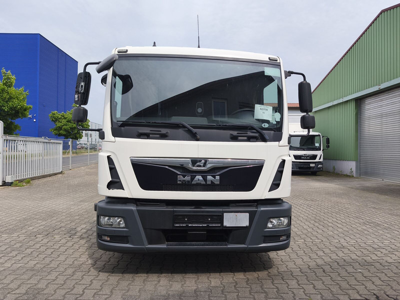 MAN TGL 8.190 Koffer gFH AHK LBW Euro 6 4x2 (11) - Φορτηγό κόφα: φωτογραφία 3 MAN TGL 8.190 Koffer gFH AHK LBW Euro 6 4x2 (11) - Φορτηγό κόφα: φωτογραφία 3