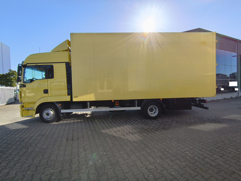 MAN TGL 8.220 Möbelkoffer AHK Euro 6 4x2 (18) - Φορτηγό κόφα: φωτογραφία 5 MAN TGL 8.220 Möbelkoffer AHK Euro 6 4x2 (18) - Φορτηγό κόφα: φωτογραφία 5