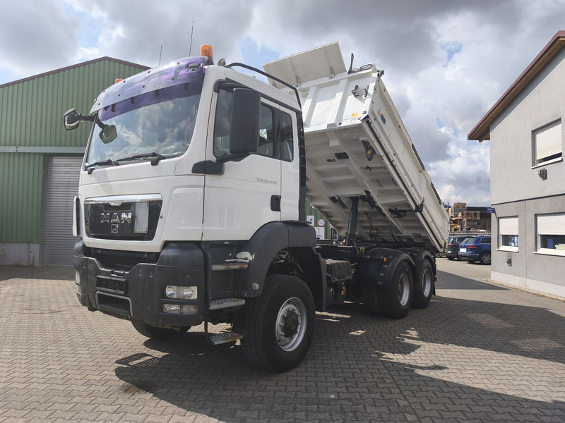 MAN TGS 26.400 6x6 GL Meiller Dreiseitenkipper Bordmatik Plane Euro - Φορτηγό ανατρεπόμενο: φωτογραφία 2 MAN TGS 26.400 6x6 GL Meiller Dreiseitenkipper Bordmatik Plane Euro - Φορτηγό ανατρεπόμενο: φωτογραφία 2