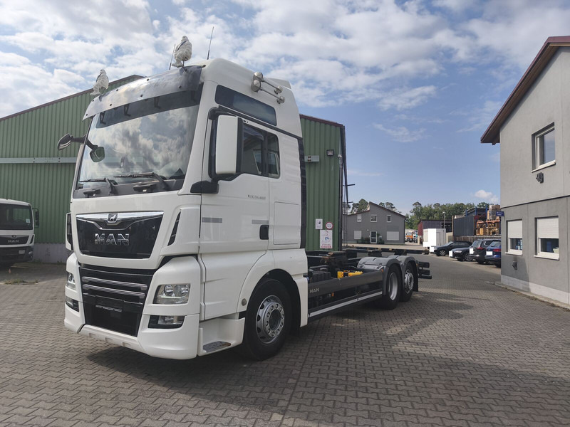 MAN TGX 26.460 BDF Euro 6 6x2 - Φορτηγό σασί: φωτογραφία 1 MAN TGX 26.460 BDF Euro 6 6x2 - Φορτηγό σασί: φωτογραφία 1
