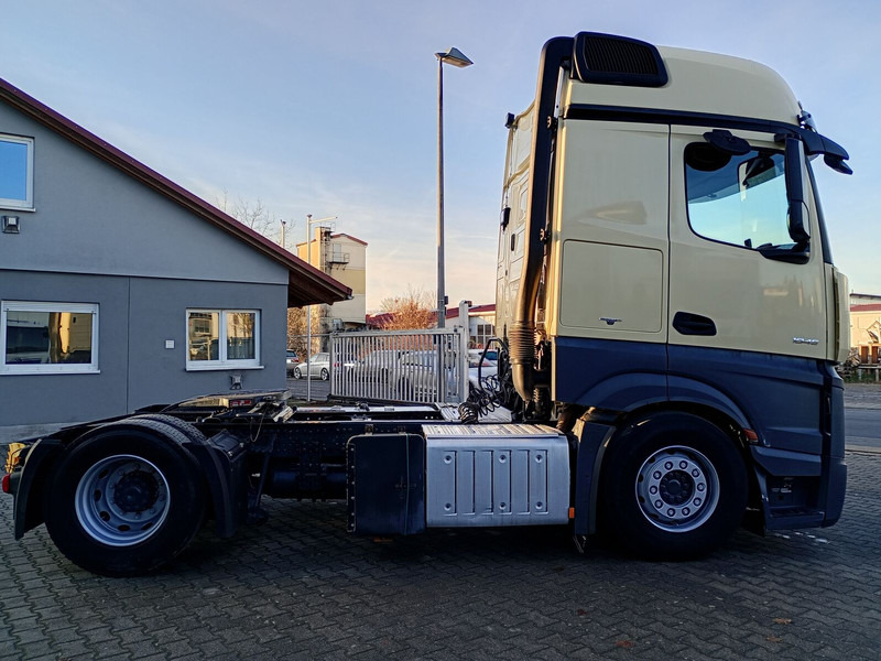 Mercedes-Benz Actros 1845 - Τράκτορας: φωτογραφία 4 Mercedes-Benz Actros 1845 - Τράκτορας: φωτογραφία 4