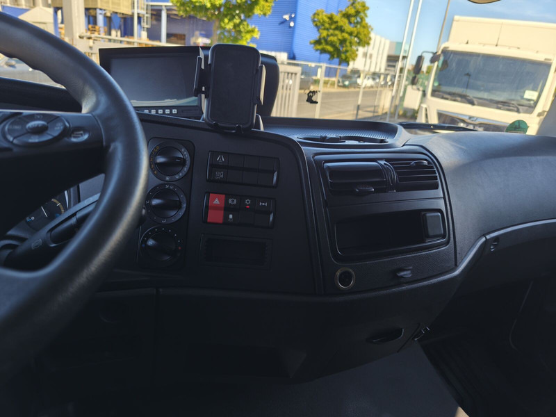 Φορτηγό κόφα Mercedes-Benz Atego 1223: φωτογραφία 17