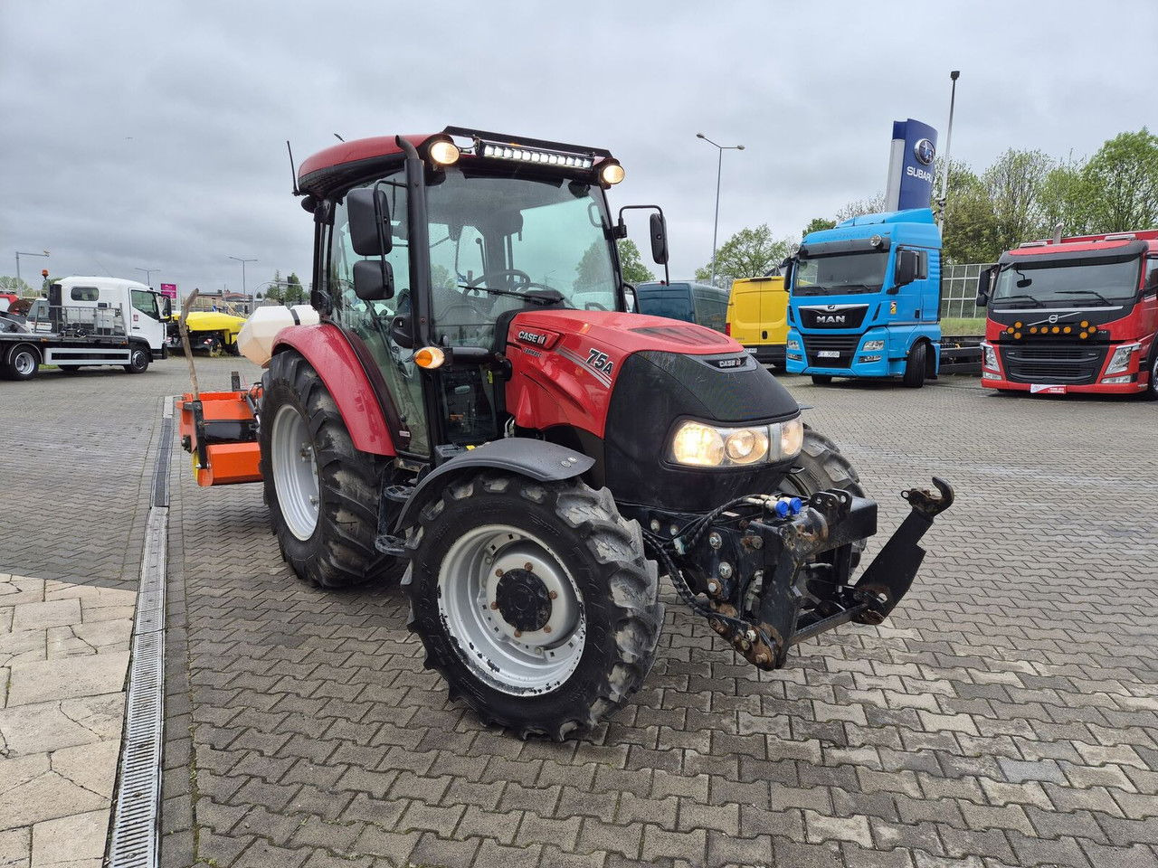 Case IH Farmall 75 / 2022 / Only 1853 MTH / Sweeper + Plow Extra / 1 OWN - Τρακτέρ: φωτογραφία 1 Case IH Farmall 75 / 2022 / Only 1853 MTH / Sweeper + Plow Extra / 1 OWN - Τρακτέρ: φωτογραφία 1