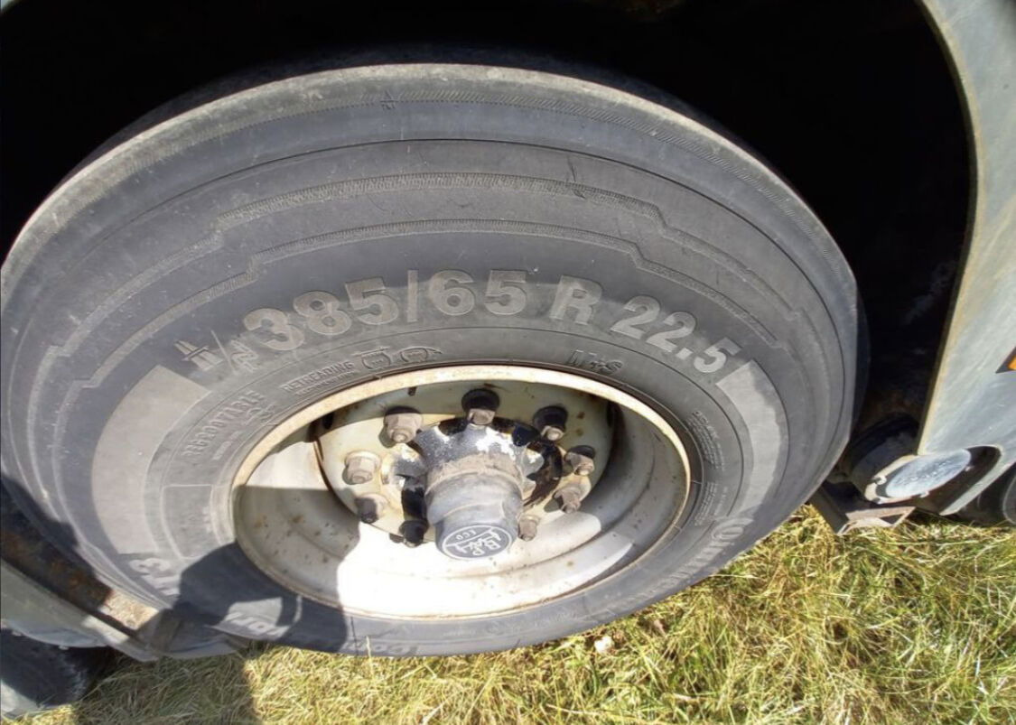 Επικαθήμενο μεταφορά ζώων Gray and Adams Gadd3 / Works Great / Hydraulic / 2 Levels: φωτογραφία 26 Επικαθήμενο μεταφορά ζώων Gray and Adams Gadd3 / Works Great / Hydraulic / 2 Levels: φωτογραφία 26