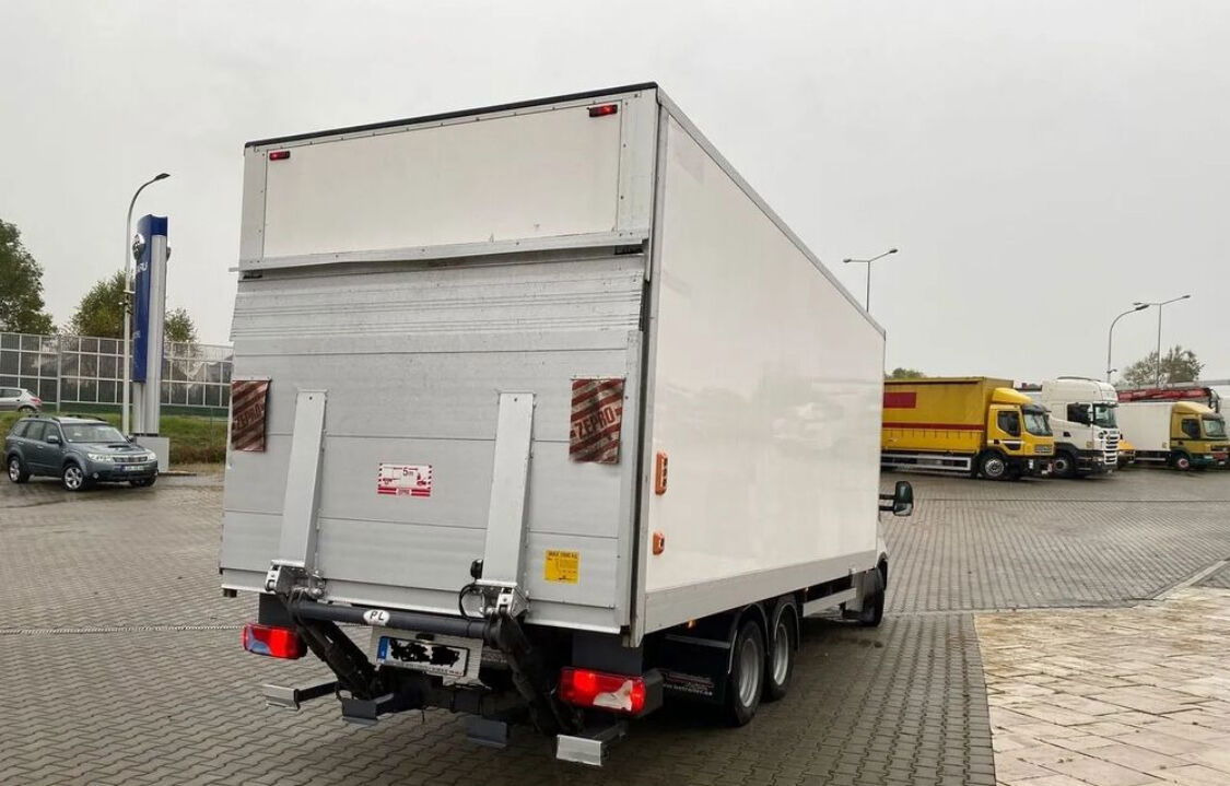 Iveco Daily 35C18 35C180 / Container / Veldhuizen Trailer / KAT. B+E - Επαγγελματικό αυτοκίνητο κόφα: φωτογραφία 5 Iveco Daily 35C18 35C180 / Container / Veldhuizen Trailer / KAT. B+E - Επαγγελματικό αυτοκίνητο κόφα: φωτογραφία 5