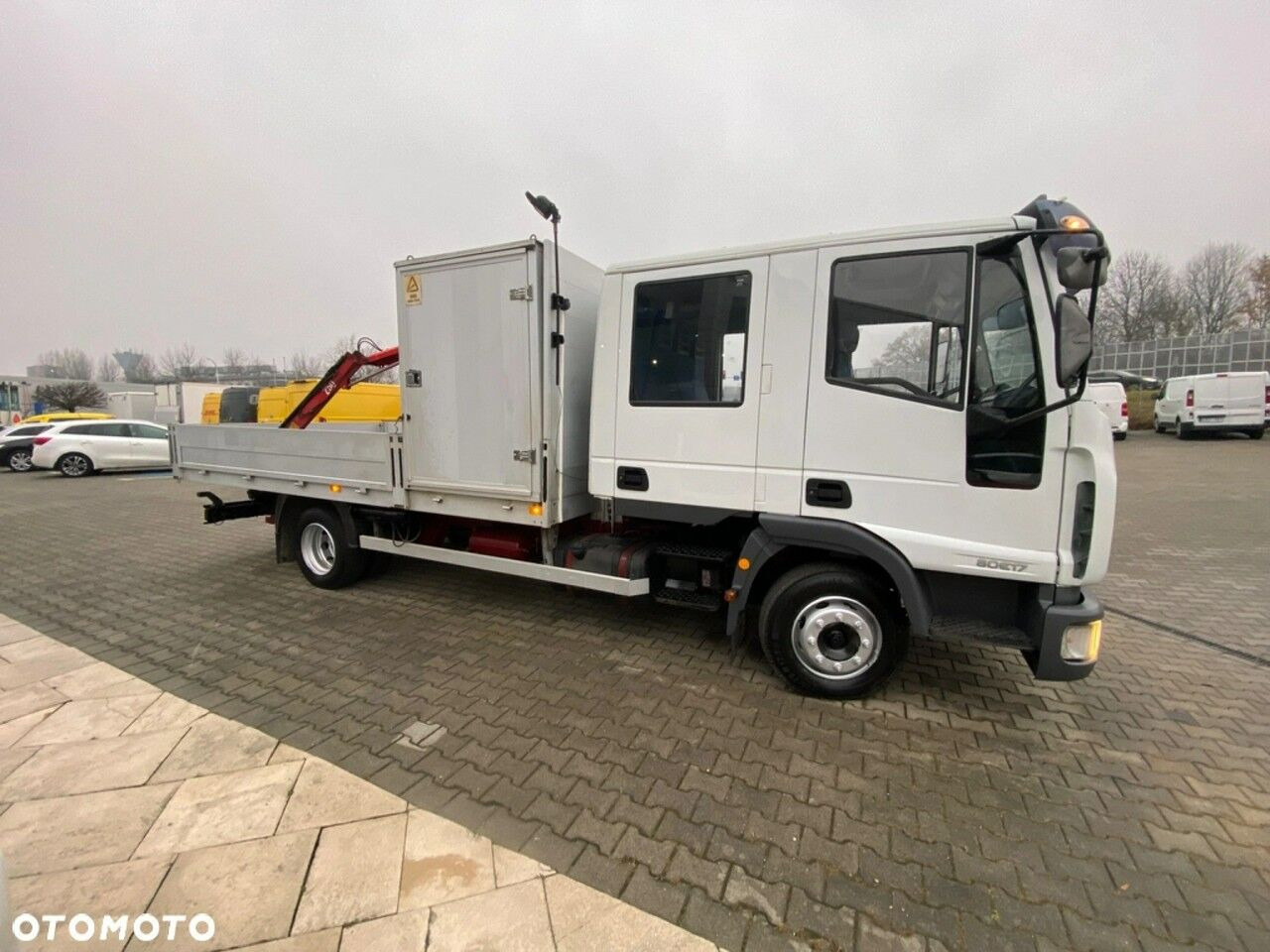 Iveco Eurocargo ML80E17 / HDS HMF / 1 Owner / Doka Iveco Eurocargo ML80E17 / HDS HMF / 1 Owner / Doka - Φορτηγό με ανοιχτή καρότσα, Φορτηγό με γερανό: φωτογραφία 3 Iveco Eurocargo ML80E17 / HDS HMF / 1 Owner / Doka Iveco Eurocargo ML80E17 / HDS HMF / 1 Owner / Doka - Φορτηγό με ανοιχτή καρότσα, Φορτηγό με γερανό: φωτογραφία 3