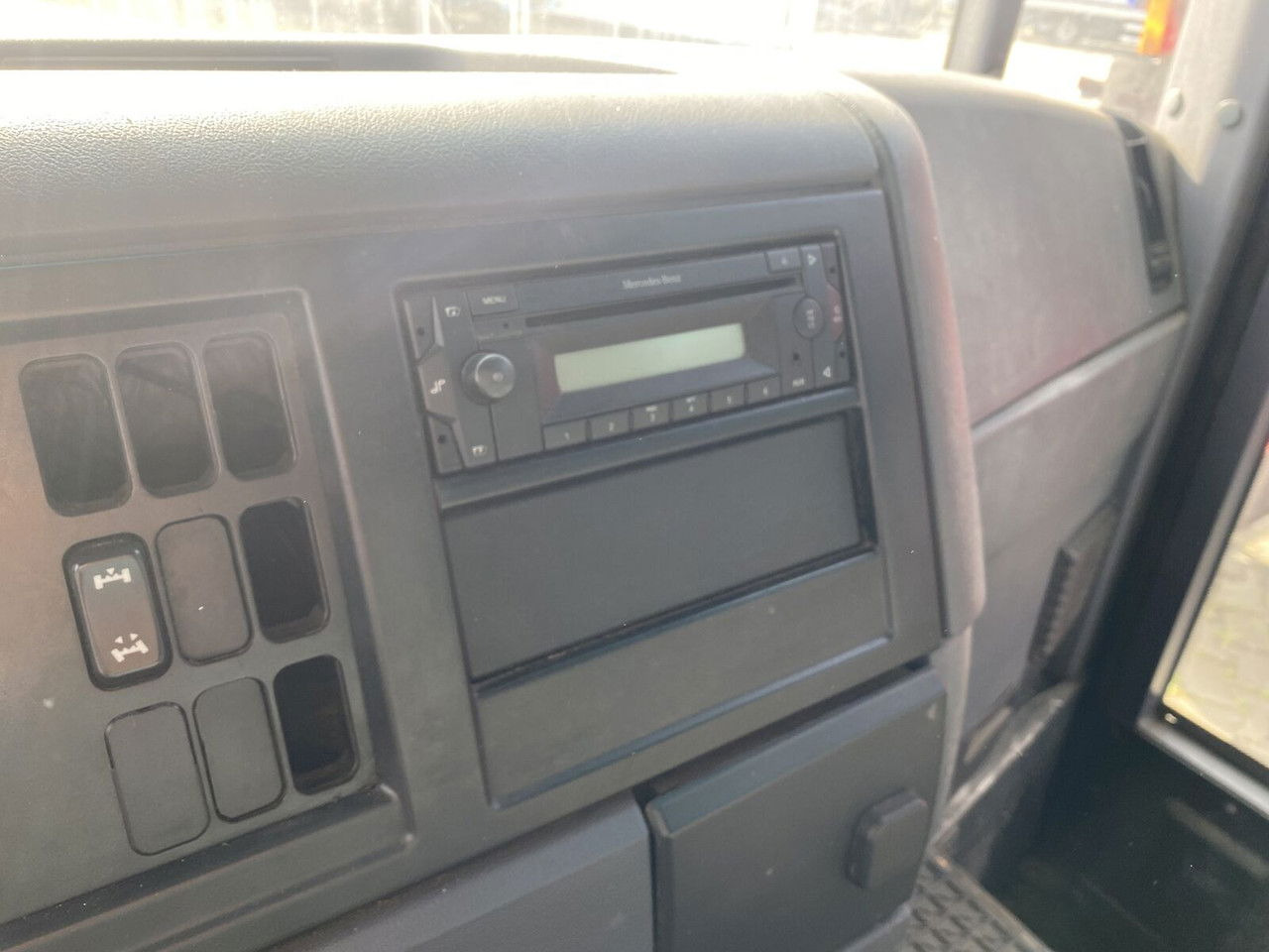 Leasing Mercedes-Benz Econic 2628 Eqonic 2628 - 1 Owner / LOW KM / Works Great Mercedes-Benz Econic 2628 Eqonic 2628 - 1 Owner / LOW KM / Works Great: φωτογραφία 23 Leasing Mercedes-Benz Econic 2628 Eqonic 2628 - 1 Owner / LOW KM / Works Great Mercedes-Benz Econic 2628 Eqonic 2628 - 1 Owner / LOW KM / Works Great: φωτογραφία 23