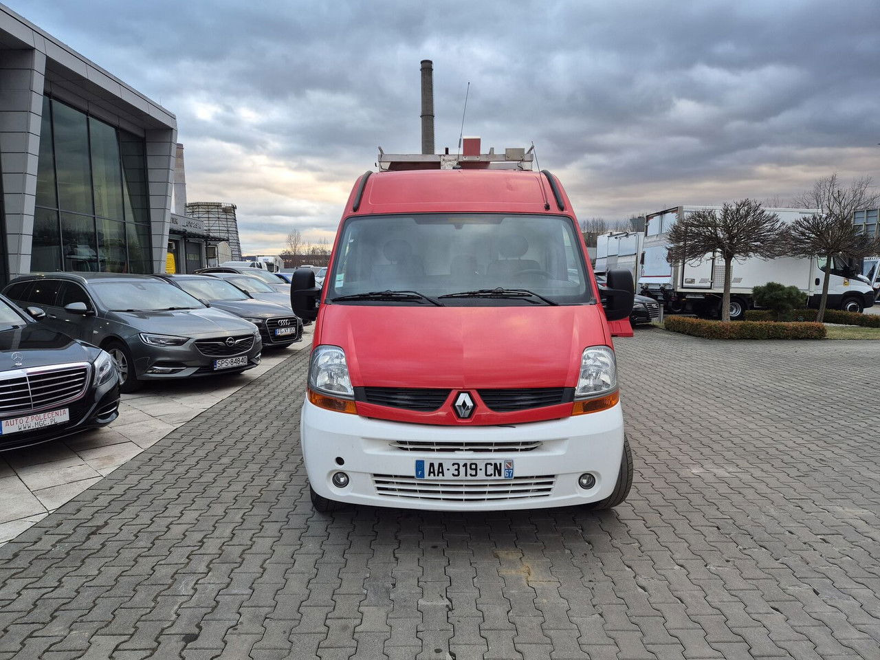 RENAULT Master 2.5 DCi / Like NEW LOW KM / 4 Seats - Πυροσβεστικό όχημα: φωτογραφία 4 RENAULT Master 2.5 DCi / Like NEW LOW KM / 4 Seats - Πυροσβεστικό όχημα: φωτογραφία 4