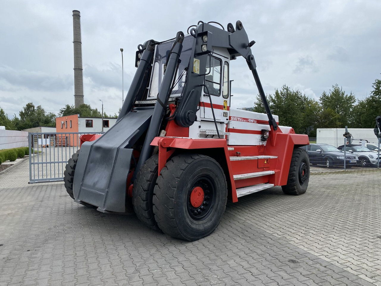 SVETRUCK TMF 12/9 HB / 1 Owner / Elme Spreader / Wood LOG A RM - Reachstacker: φωτογραφία 3 SVETRUCK TMF 12/9 HB / 1 Owner / Elme Spreader / Wood LOG A RM - Reachstacker: φωτογραφία 3